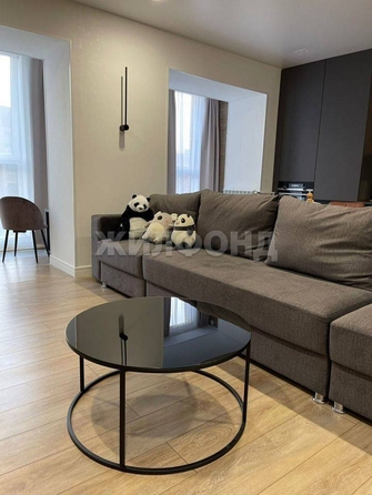 
  Продается 2-комн. квартира, 70 м², ЖК Рябиновый, 1 очередь
. Фото 3.