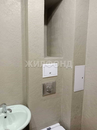 
  Продается 2-комн. квартира, 42.5 м², Строителей ул, д. 17
. Фото 15.