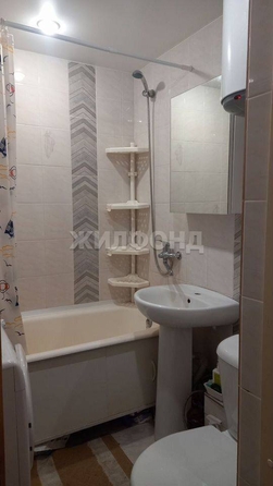 
  Продается 2-комн. квартира, 42 м², Совпартшкольный пер, д. 10
. Фото 18.