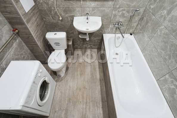 
  Продается 2-комн. квартира, 35.1 м², Богдана Хмельницкого ул, д. 8
. Фото 10.