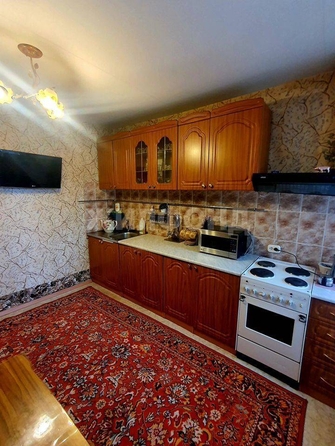 
  Продается 2-комн. квартира, 65 м², Водяная ул, д. 8
. Фото 5.