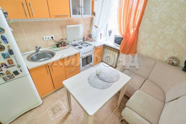 
  Продается 2-комн. квартира, 44.2 м², Усова ул, д. 23
. Фото 6.