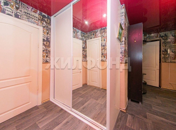 
  Продается 2-комн. квартира, 52 м², Светлый пер, д. 32
. Фото 4.