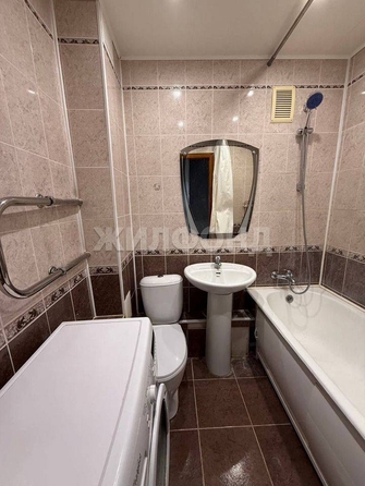 
  Продается 2-комн. квартира, 38 м², Елизаровых ул, д. 48/2
. Фото 6.