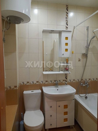 
  Продается 2-комн. квартира, 55 м², Базарный пер, д. 12
. Фото 7.