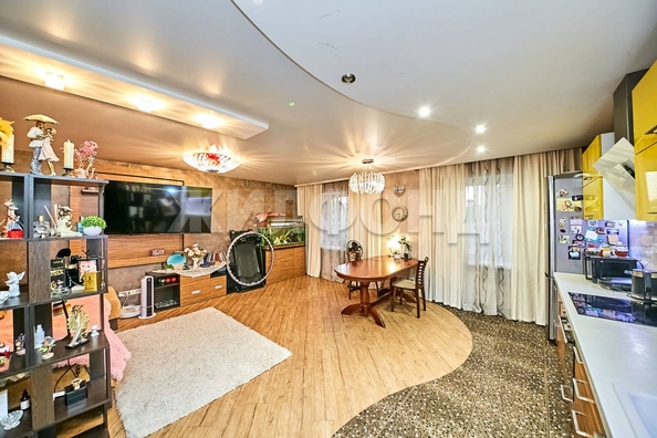 
  Продается 3-комн. квартира, 86 м², Гоголя ул, д. 15
. Фото 2.