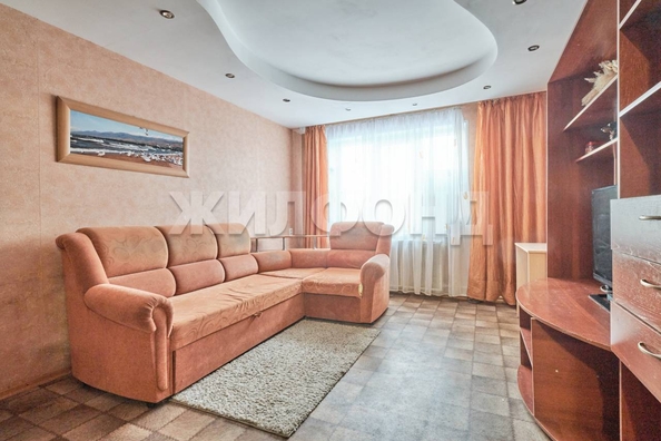 
  Продается 3-комн. квартира, 59.5 м², Карла Ильмера ул, д. 1
. Фото 8.