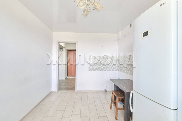 
  Продается 3-комн. квартира, 70.3 м², Клюева ул, д. 3
. Фото 6.