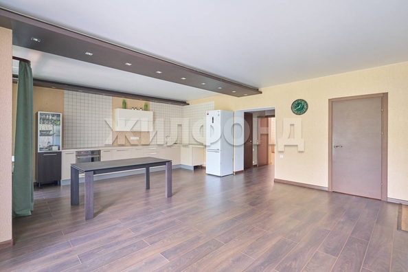 
  Продается 3-комн. квартира, 93 м², Карла Маркса ул, д. 36
. Фото 5.