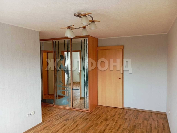 
  Продается 3-комн. квартира, 57.4 м², Иркутский тракт, д. 118
. Фото 4.