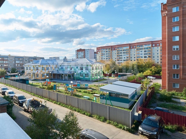 
  Продается 3-комн. квартира, 60.6 м², Суворова ул, д. 13
. Фото 12.