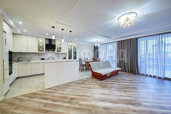 
  Продается 3-комн. квартира, 153.8 м², Тверская ул, д. 28
. Фото 1.