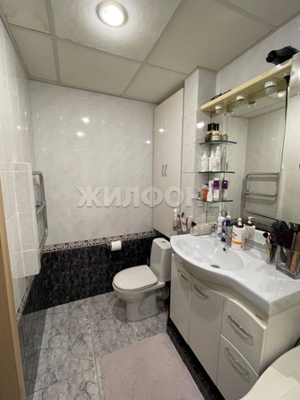 
  Продается 3-комн. квартира, 61.7 м², Коммунистический пр-кт, д. 145
. Фото 11.