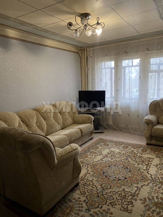 
  Продается 3-комн. квартира, 60 м², Иркутский тракт, д. 120
. Фото 1.