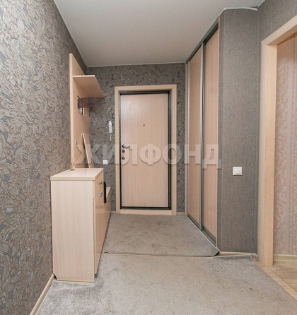 
  Продается 3-комн. квартира, 68.4 м², Ивана Черных ул, д. 75
. Фото 4.