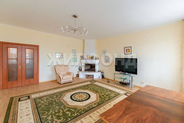 
  Продается 4-комн. квартира, 152 м², Вершинина ул, д. 24В
. Фото 2.