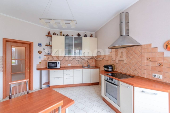 
  Продается 4-комн. квартира, 152 м², Вершинина ул, д. 24В
. Фото 9.