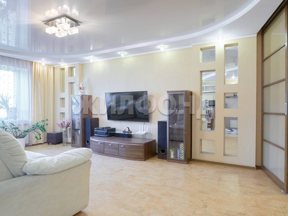 
  Продается 4-комн. квартира, 124.6 м², 79 Гвардейской Дивизии ул, д. 27а
. Фото 9.