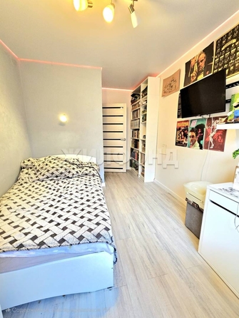 
  Продается 4-комн. квартира, 83 м², Коммунистический пр-кт, д. 157
. Фото 5.