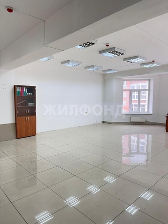 
  Продается универсальное помещение, 70 м², Ленина пр-кт
. Фото 10.