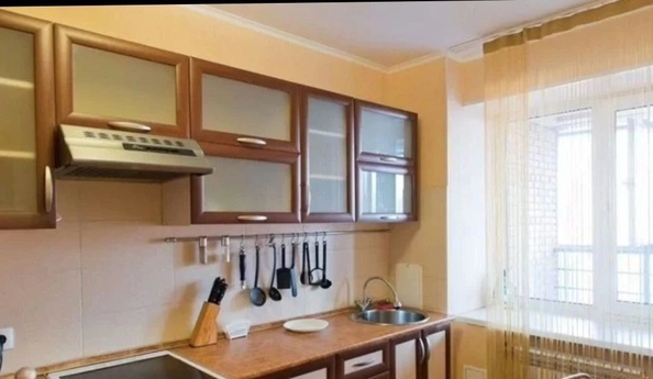 
  Сдается 1-комн. квартира 55 м². Фото 1.