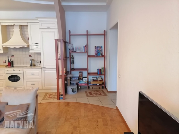 
  Сдается 3-комн. квартира 131.9 м². Фото 8.