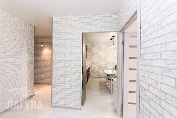 
  Продается 3-комн. квартира 60.3 м², в ЖК Южные Ворота, Титова дом 6а. Фото 2.