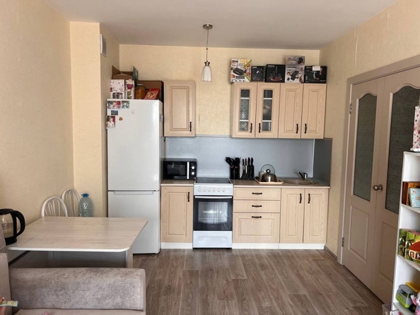 
  Продается 2-комн. квартира 42 м², в ЖК Радонежский, Береговая дом 25. Фото 2.