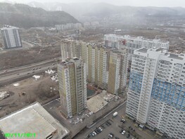 Продается 3-комнатная квартира Дом по ул. Лесников, 59.6 м², 4941000 рублей