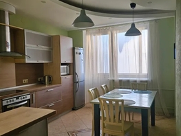 Снять двухкомнатную квартиру Алексеева ул, 85  м&sup2;, 4500 рублей