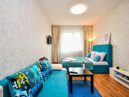 Снять однокомнатную квартиру Алексеева ул, 40  м&sup2;, 2420 рублей
