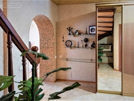 4-комнатная квартира, 145 м², 2/2 этаж
