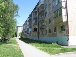 Продается 2-комнатная квартира Глушкова ул, 43.6 м², 2490000 рублей