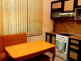 Снять трехкомнатную квартиру Сергея Ускова ул, 75 м², 2200 рублей