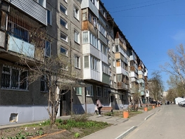 Продается 2-комнатная квартира 80 Гвардейской Дивизии ул, 43.2 м², 3500000 рублей