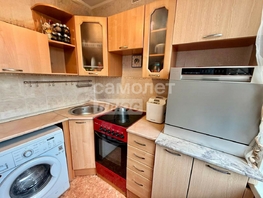 Продается 3-комнатная квартира Алтайская ул, 48.2 м², 2900000 рублей