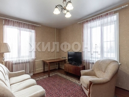 Продается 2-комнатная квартира Строителей пр-кт, 45.6  м², 5250000 рублей