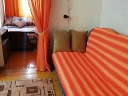 Снять трехкомнатную квартиру Алтайская ул, 60  м&sup2;, 2500 рублей