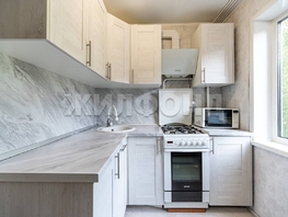 Продается 3-комнатная квартира Георгия Исакова ул, 58.8  м&sup2;, 6100000 рублей