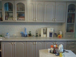 2-комнатная квартира, 74 м², 4/10 этаж