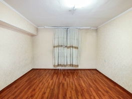 2-комнатная квартира, 64 м², 1/6 этаж