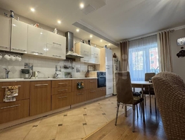 Продается 3-комнатная квартира 142-й мкр, 70.6  м&sup2;, 11700000 рублей