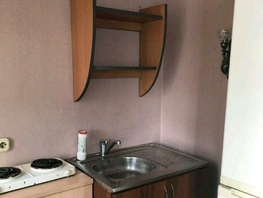 2-комнатная квартира, 42 м², 4/4 этаж