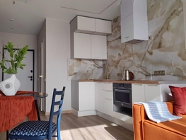 Продается 1-комнатная квартира ЖК Стрижи Сити, блок-секции 8,9, 38 м², 10200000 рублей
