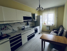 Снять однокомнатную квартиру Джамбула ул, 50  м&sup2;, 33000 рублей