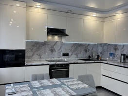 Снять трехкомнатную квартиру Амбулаторная ул, 63  м&sup2;, 4000 рублей