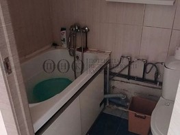 Продается 1-комнатная квартира Строителей б-р, 17  м², 2200000 рублей