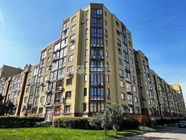 Продается 4-комнатная квартира Строителей б-р, 160.2  м², 18500000 рублей