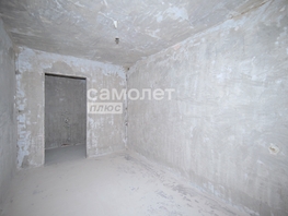 Продается 4-комнатная квартира Строителей б-р, 61.4 м², 5500000 рублей