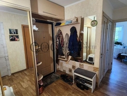 Продается 3-комнатная квартира Октябрьский пр-кт, 62 м², 5780000 рублей